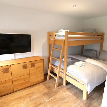 Jaeggi 44 By Apartmán